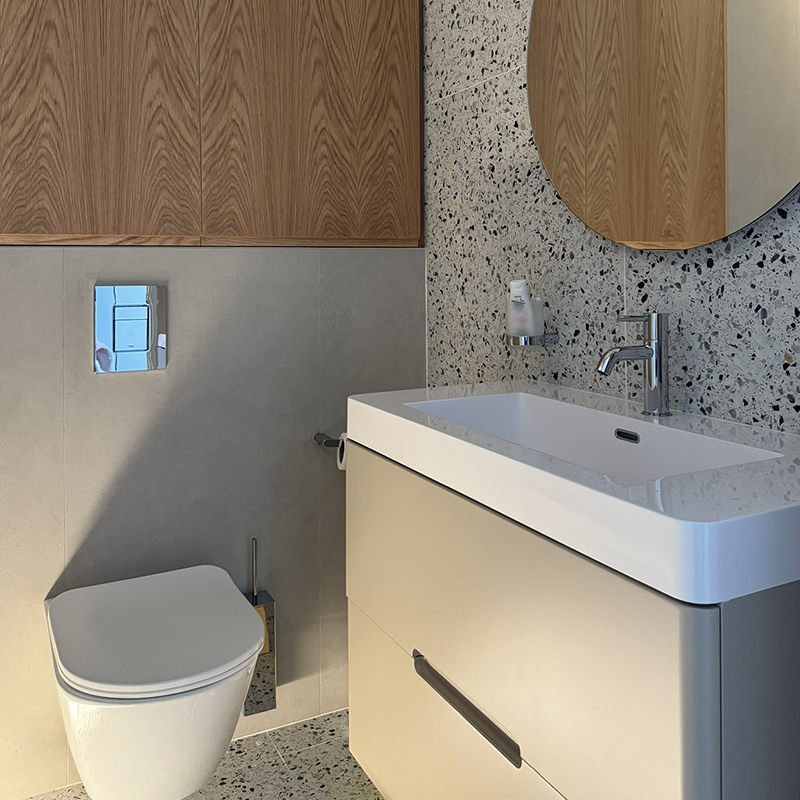 Private Residence - Image 4