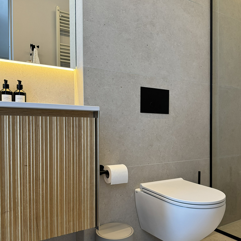 Private Residence - Image 10